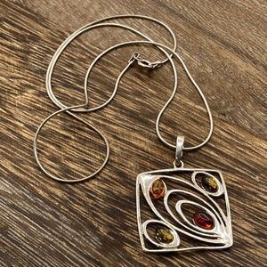 Vintage Sterling Silver And Baltic Amber Necklace 18” Sterling Chain